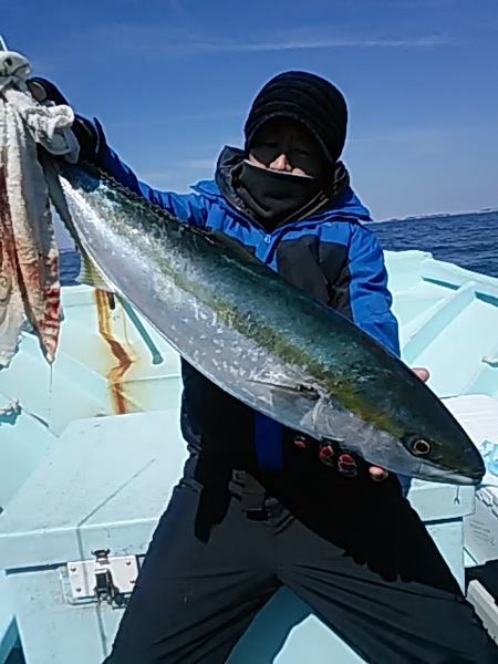 3月9日（土）　ワラサ、サワラ、ヒラメ。画像