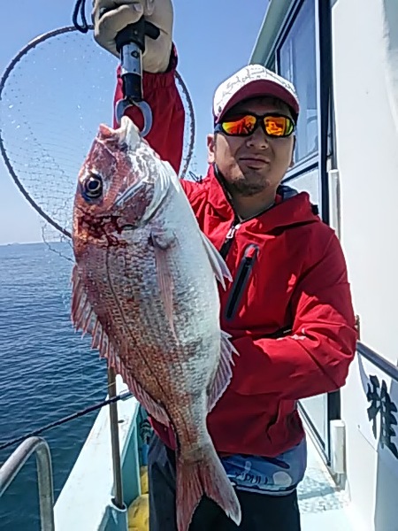 5月11日（土）　　久しぶりのマダイ画像