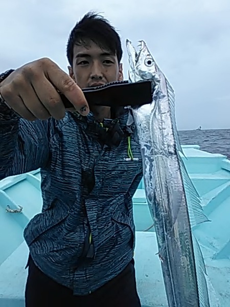 8月28日（水）　タチウオ狙いです。場所伊勢湾画像