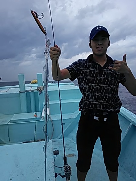 9月21日（土）　　マダイ65㎝・タチウオ　伊勢湾にて画像