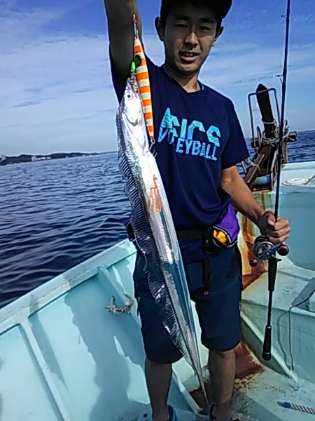 9月29日（水）　　本日は親子でジギング　タチウオ大量です！画像
