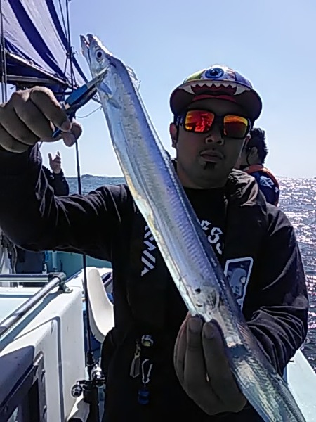 10月5日（土）　　本日はタチウオ大漁でした。画像