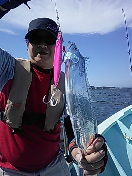 10月5日（土）　　本日はタチウオ大漁でした。画像