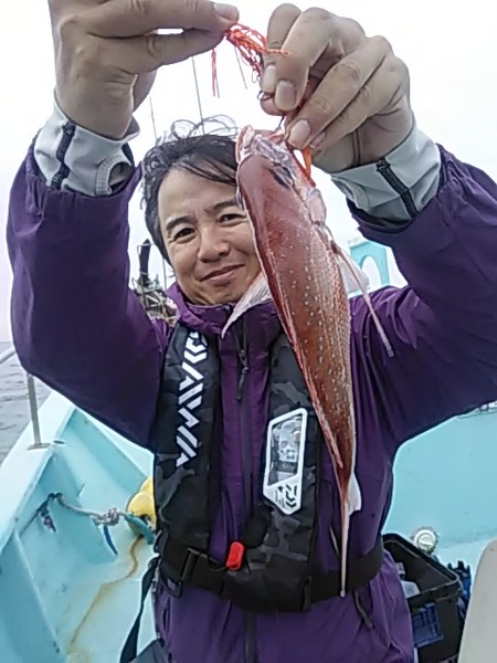 10月14日（月）　近場でマダイとタチウオとヒラメが釣れました。画像