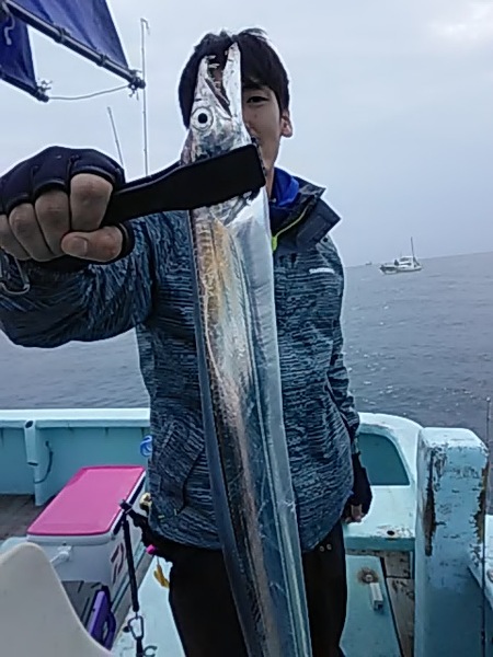 10月27日（日）　狙いは最後までタチウオ　他「ハマチ・マゴチ」画像