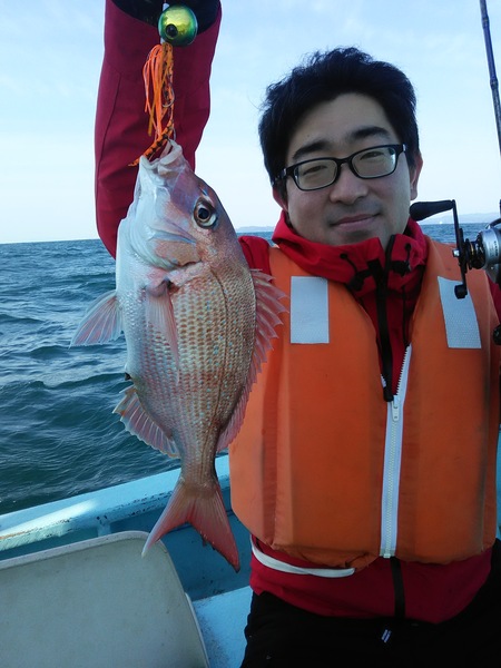 4月11日（土）　　マダイ、いい感じ。画像