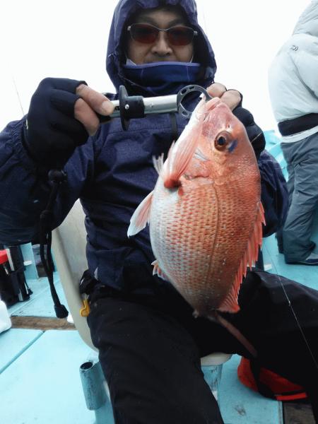 4月12日(日) 厳しかったマダイ釣り画像