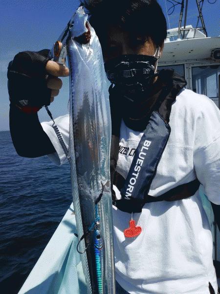 8月1日（土）タチウオの時期になりました。イシモチ・ハマチ画像